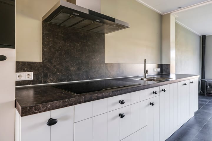 Foto 17 van van Homoetstraat 1