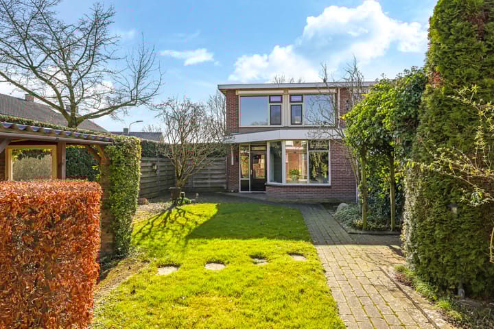 Foto 38 van van Homoetstraat 1