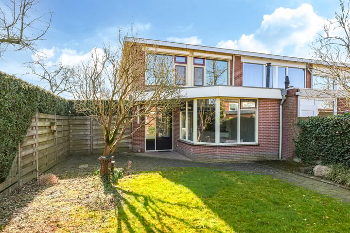 Foto 39 van van Homoetstraat 1