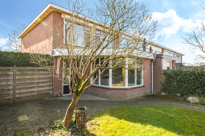 Foto 40 van van Homoetstraat 1