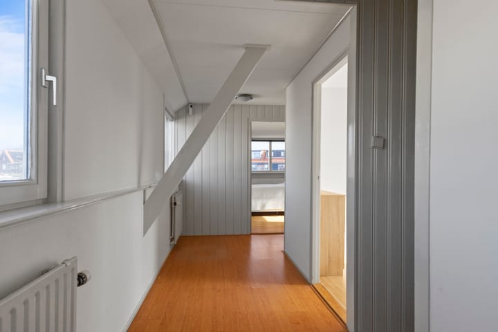 Foto 21 van Ambonstraat 23-A