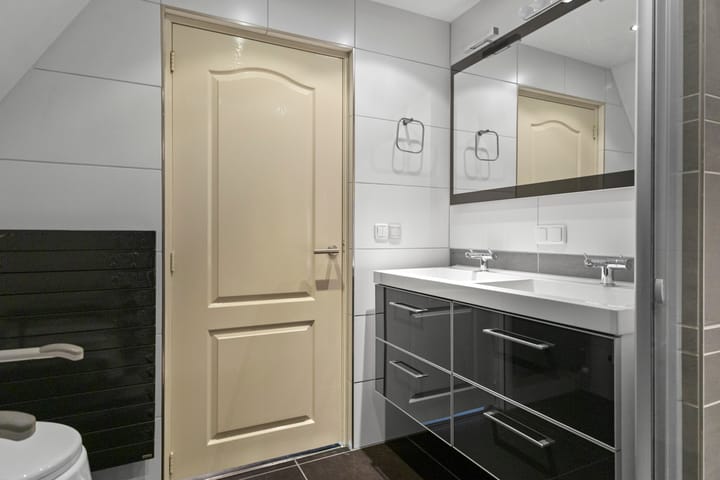 Foto 28 van Ambonstraat 23-A