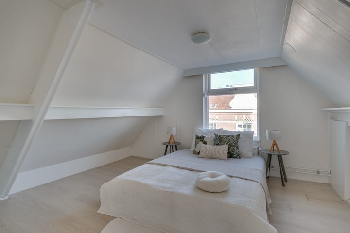 Foto 19 van Spoorstraat 97