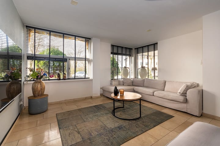 Foto 3 van Basalt 13