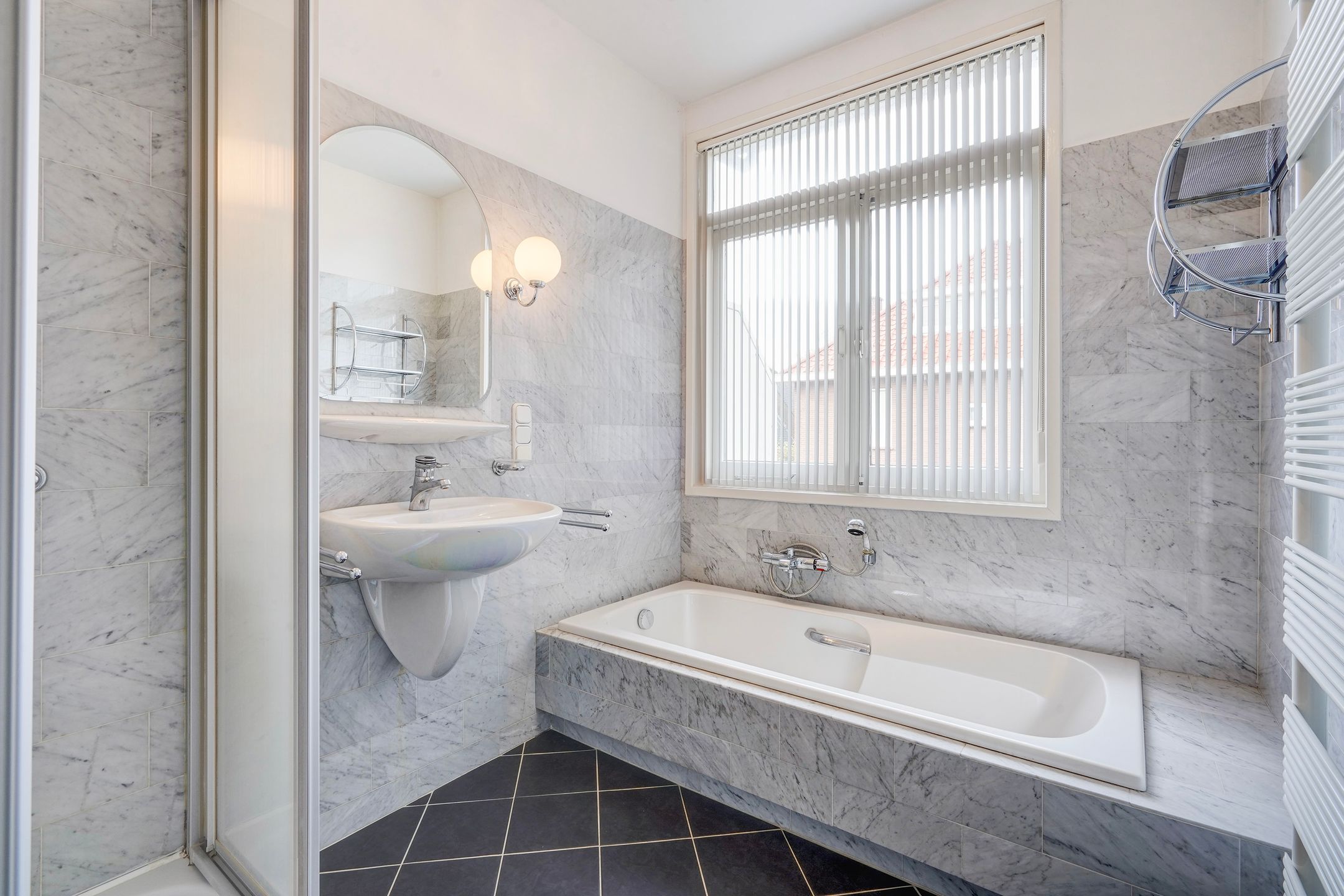 Foto 24 van Sportlaan 217