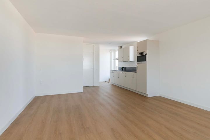 Foto 6 van Helfrichstraat 27