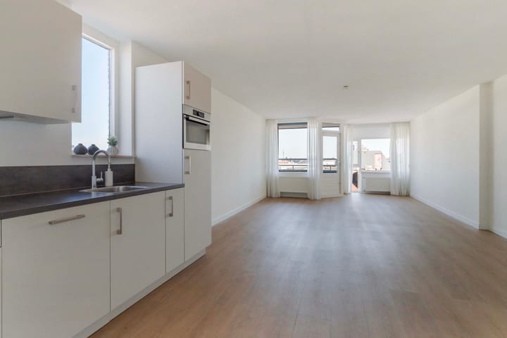 Foto 7 van Helfrichstraat 27