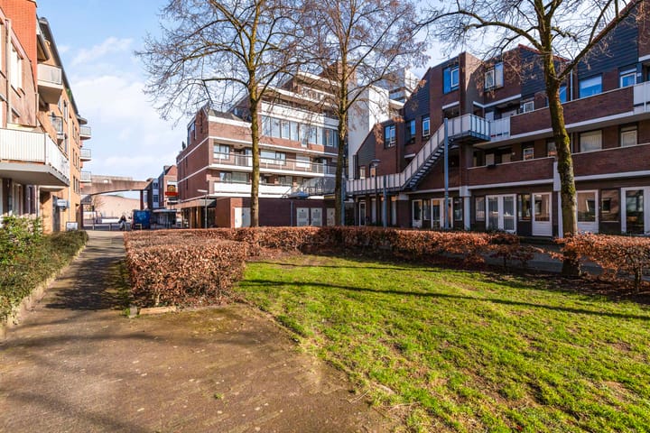 Foto 29 van Helfrichstraat 27