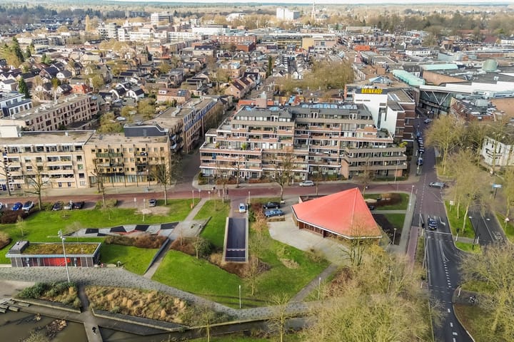 Foto 32 van Helfrichstraat 27