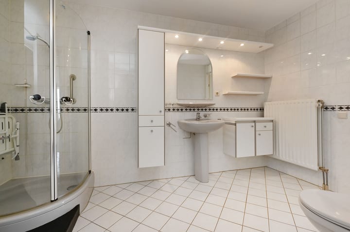 Foto 5 van Julianahof 372