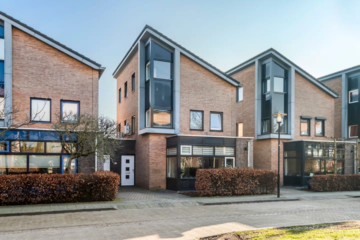 Foto 1 van Bruglaan 30