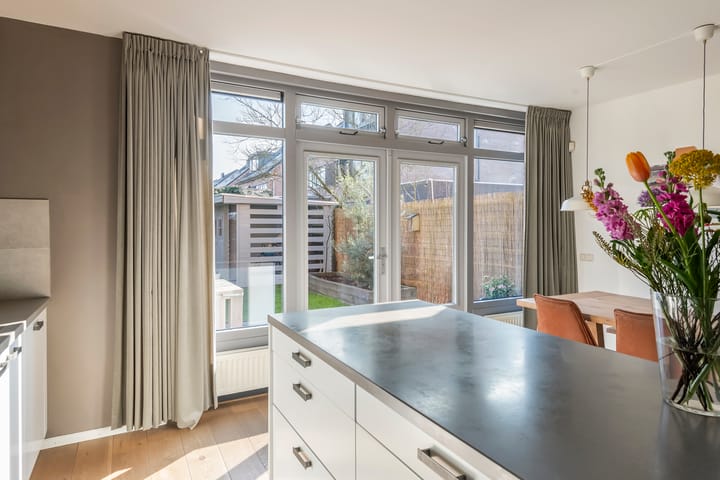 Foto 12 van Bruglaan 30