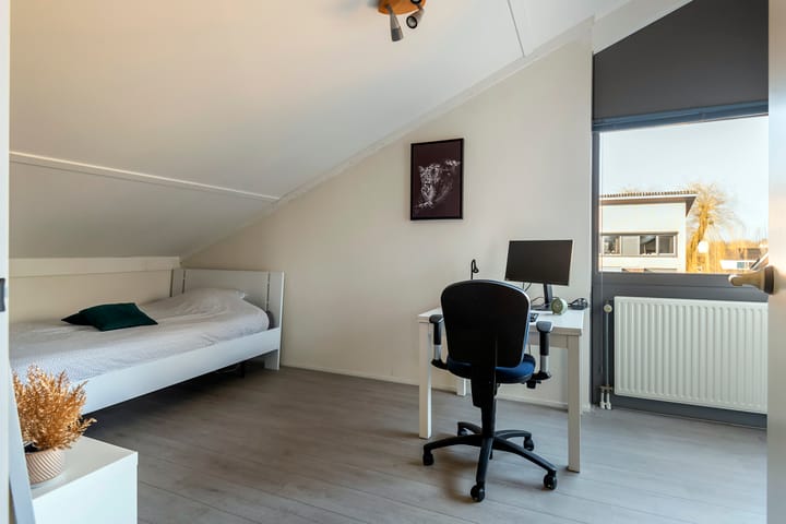 Foto 28 van Bruglaan 30