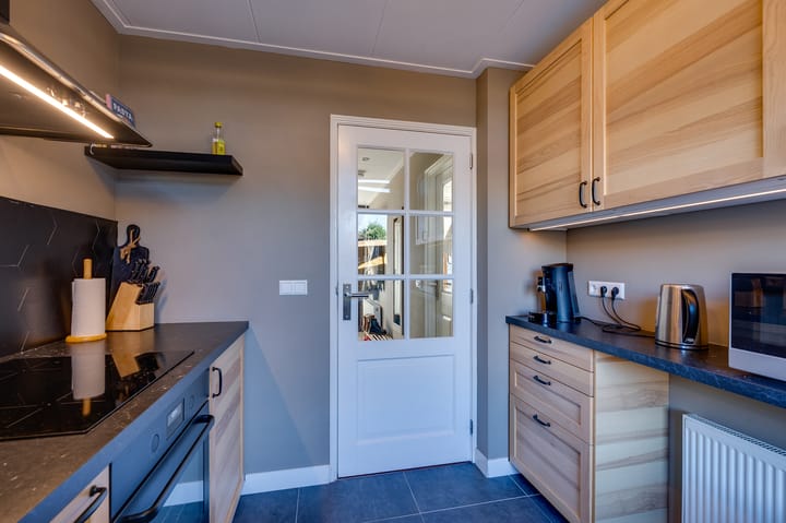 Foto 10 van van Heldenstraat 52