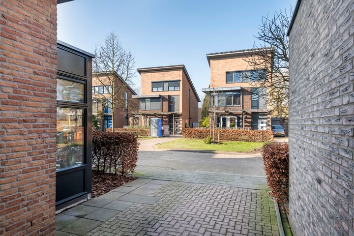 Foto 39 van Bruglaan 30