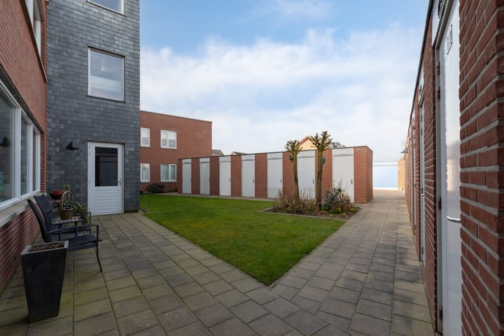 Foto 42 van Jan van der Heydenstraat 75