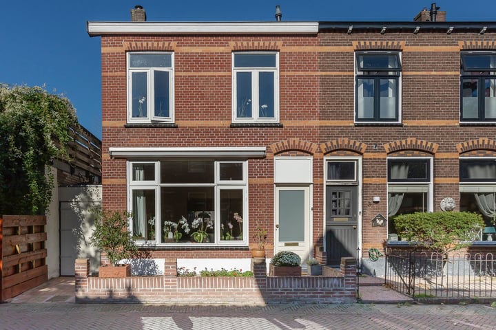 Leeghwaterstraat 1