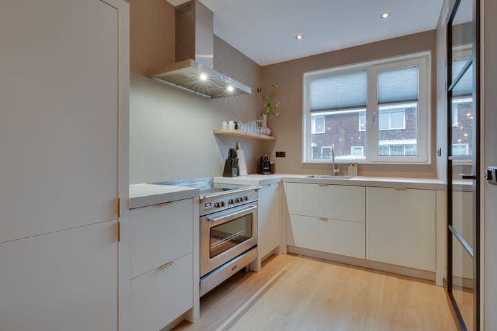 Foto 10 van Purperreiger 25