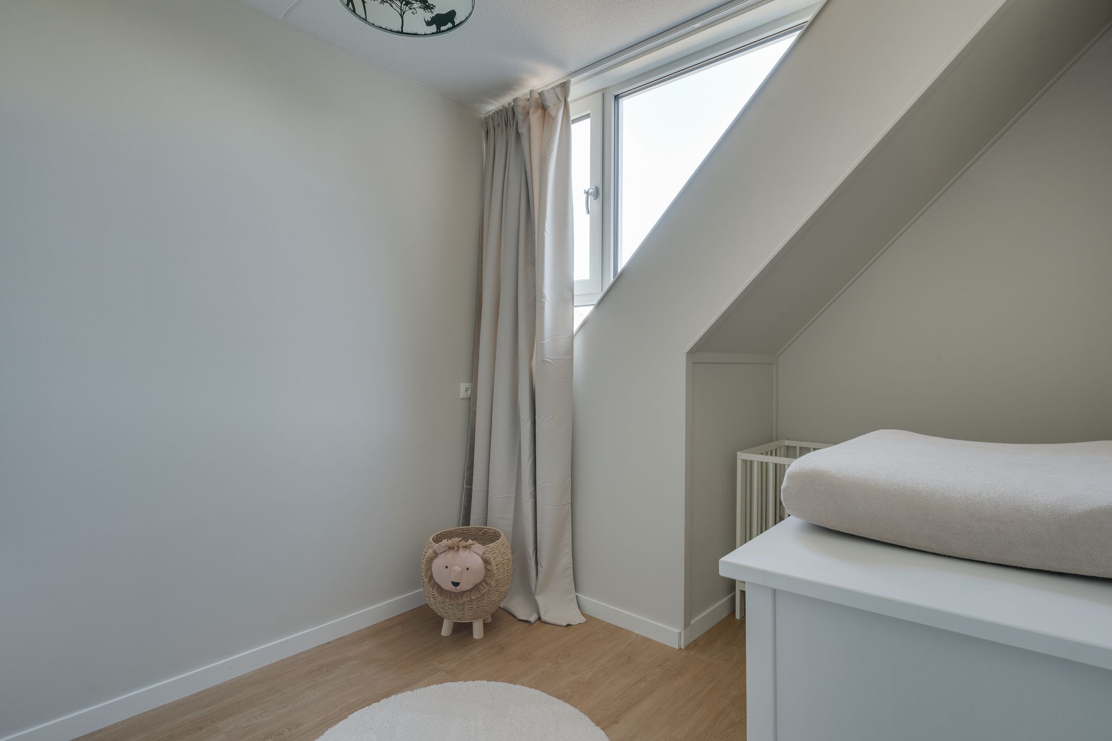 Foto 18 van Purperreiger 25