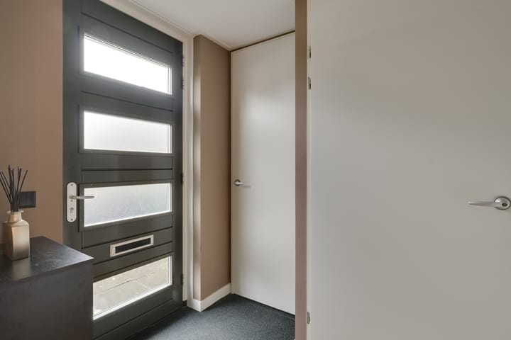 Foto 26 van Purperreiger 25