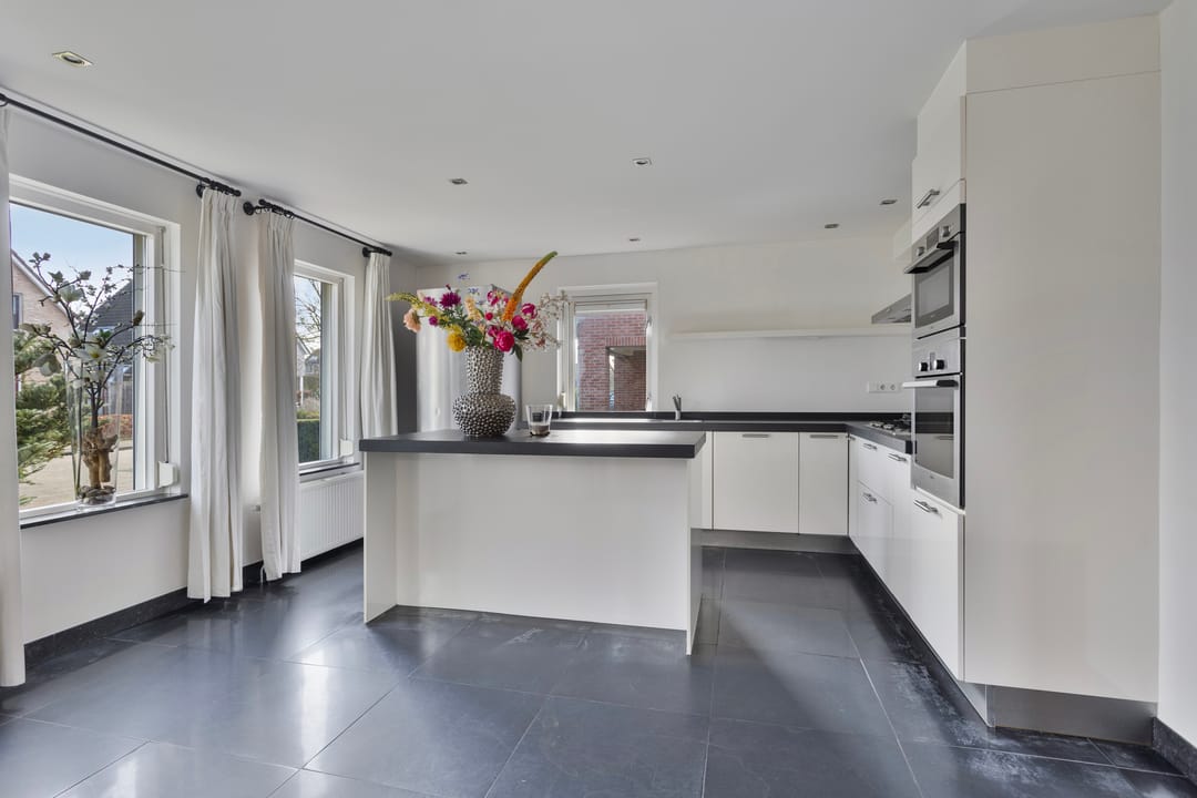 Foto 11 van Leenherenstraat 9