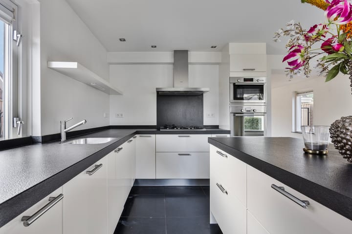 Foto 14 van Leenherenstraat 9