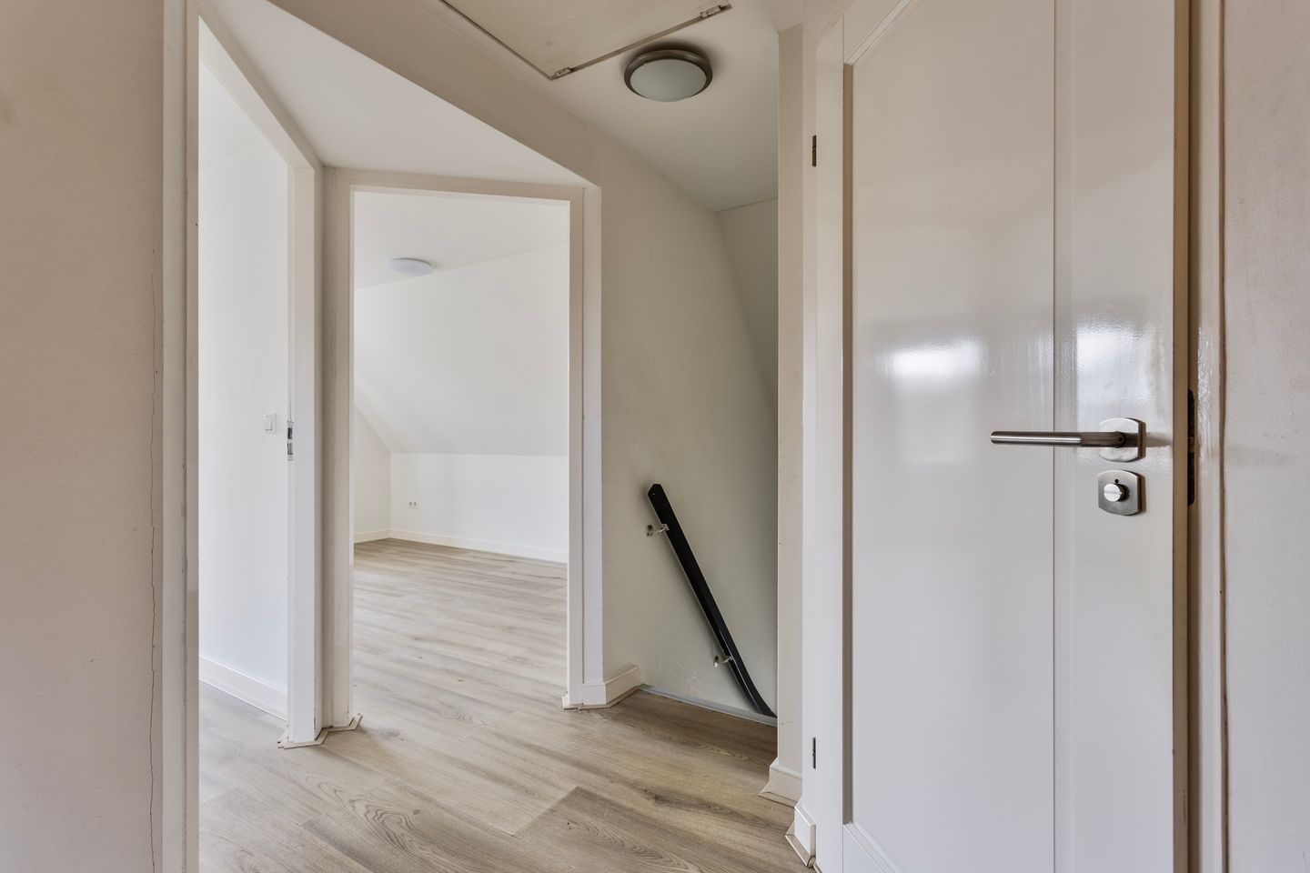 Foto 19 van Leenherenstraat 9