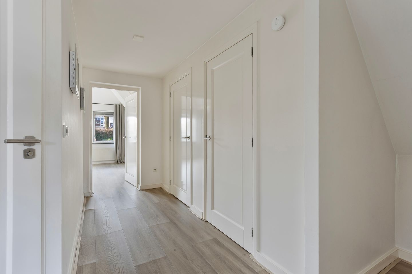 Foto 20 van Leenherenstraat 9