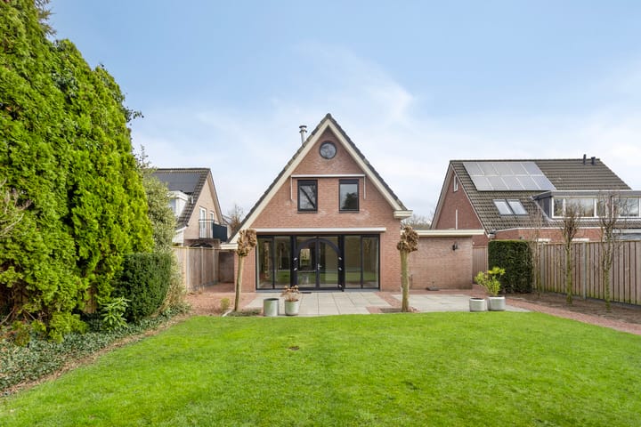 Foto 39 van Leenherenstraat 9