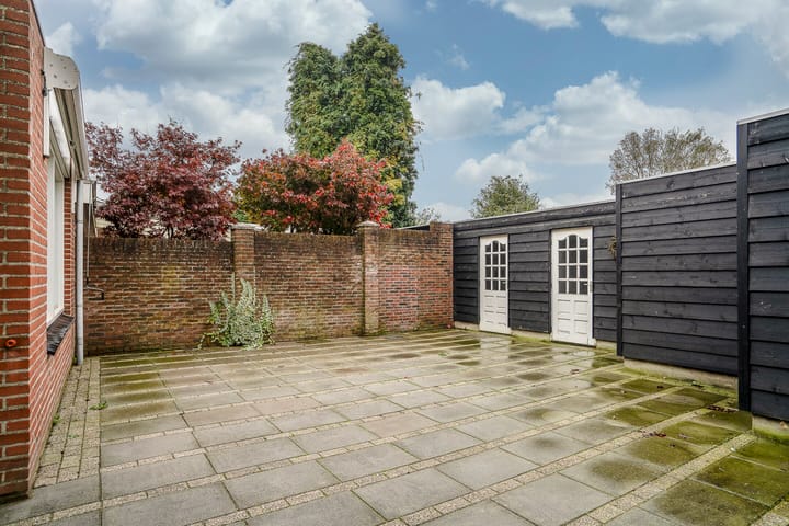 Foto 8 van Hellemanstraat 13