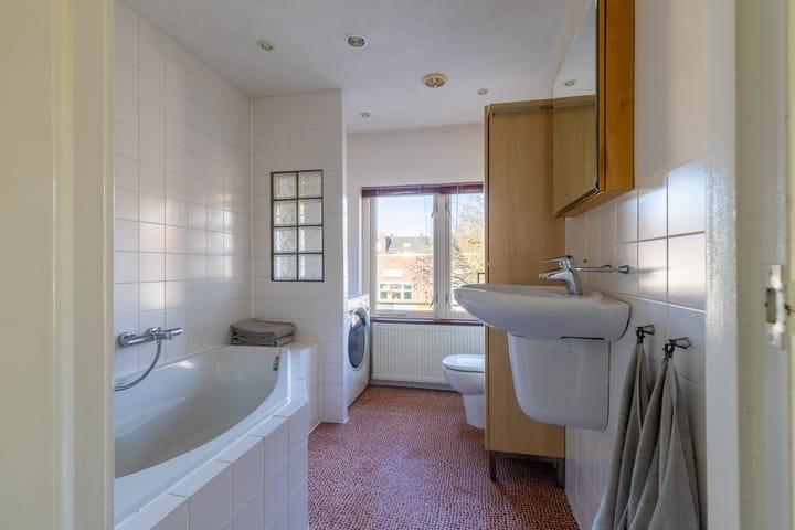 Foto 4 van Spechtstraat 13