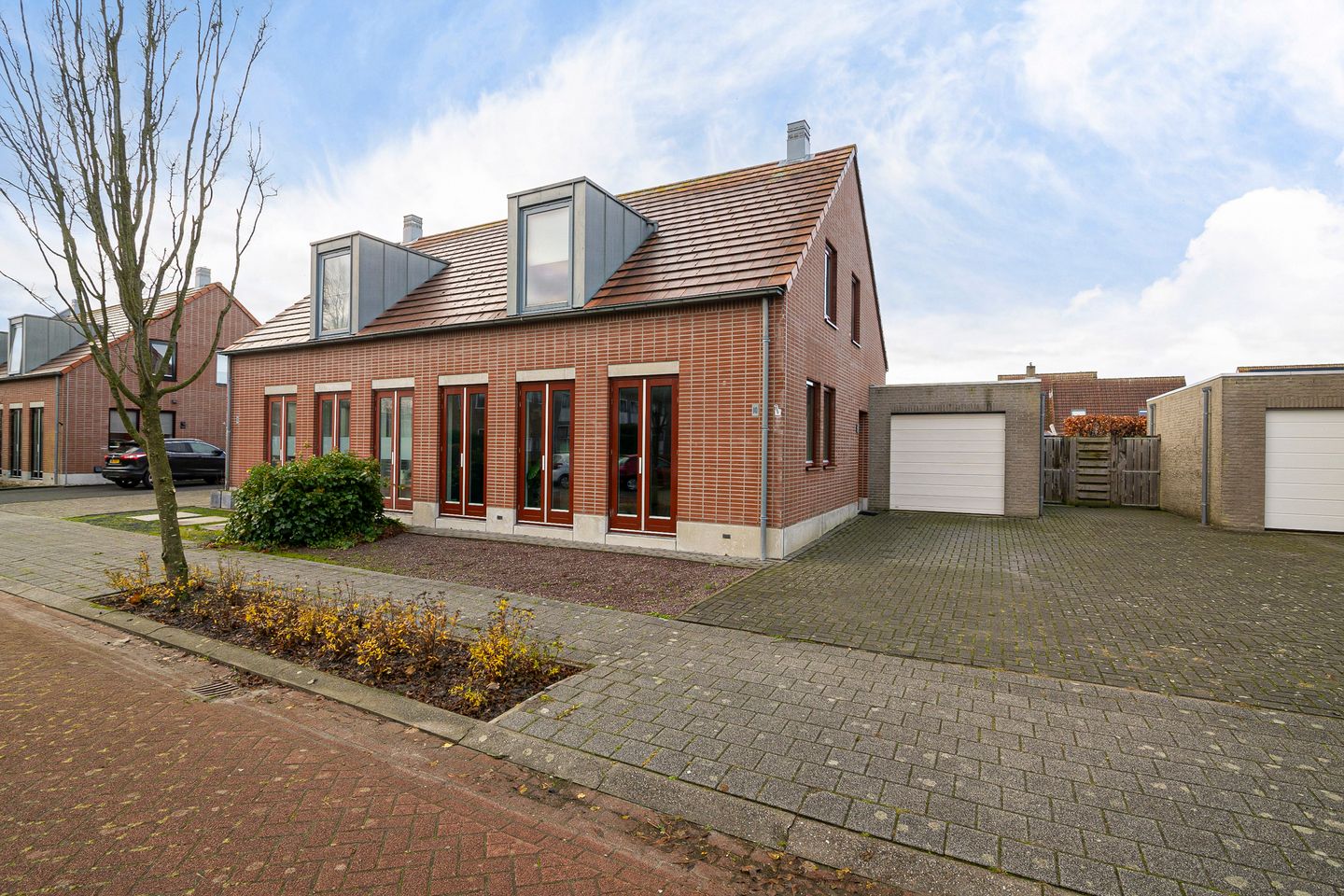 Photo 5 of Epo Sjuck fan Burmaniastrjitte 10