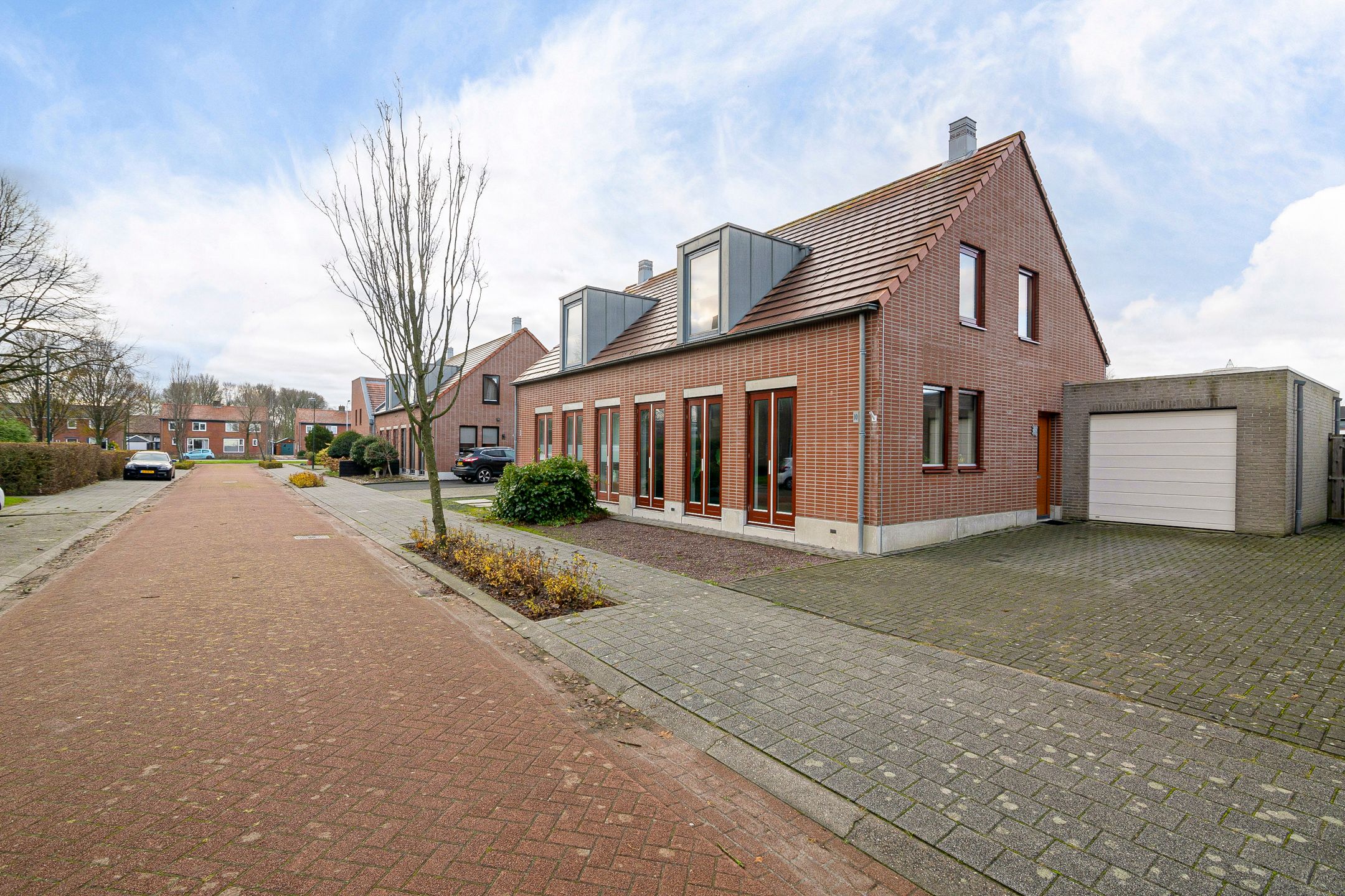 Photo 6 of Epo Sjuck fan Burmaniastrjitte 10