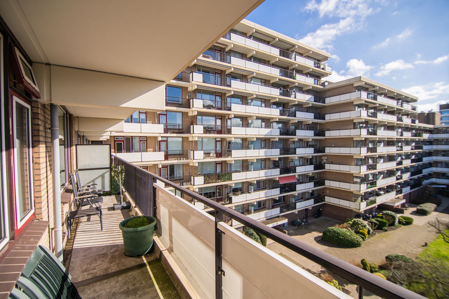 Foto 14 van Hammarskjöldlaan 235