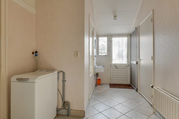 Foto 18 van Prof. Ter Veenweg 21