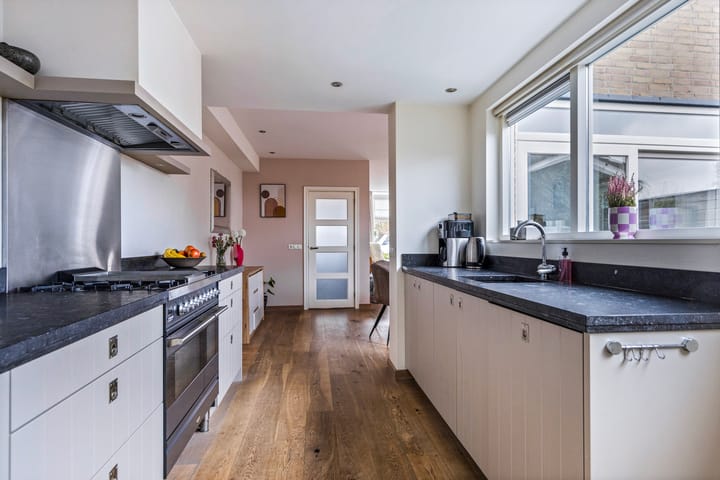 Foto 14 van Burgemeester Westerhuisstraat 6