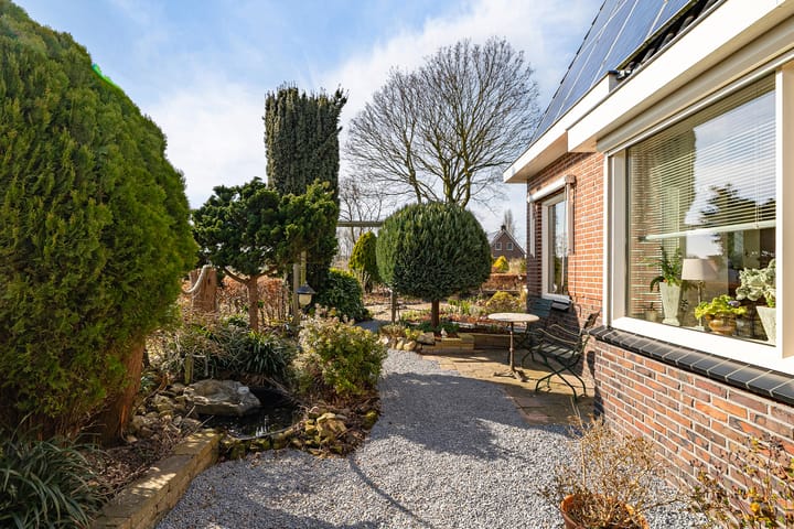 Foto 11 van Emmerhoutstraat 84