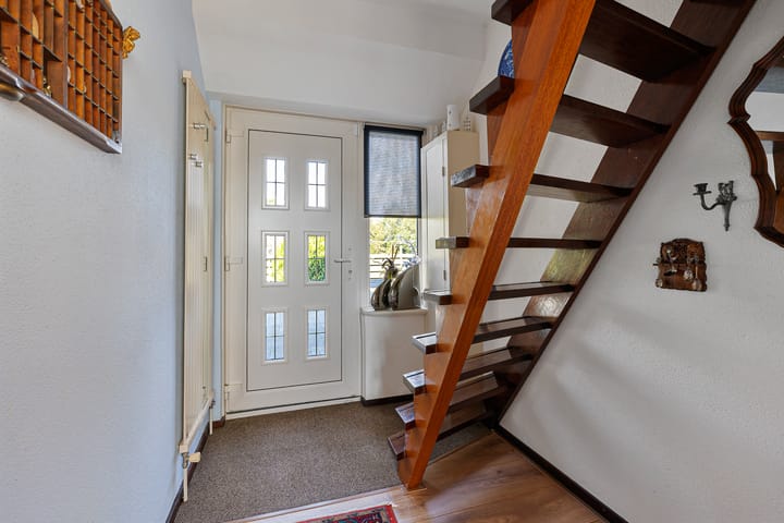 Foto 12 van Emmerhoutstraat 84