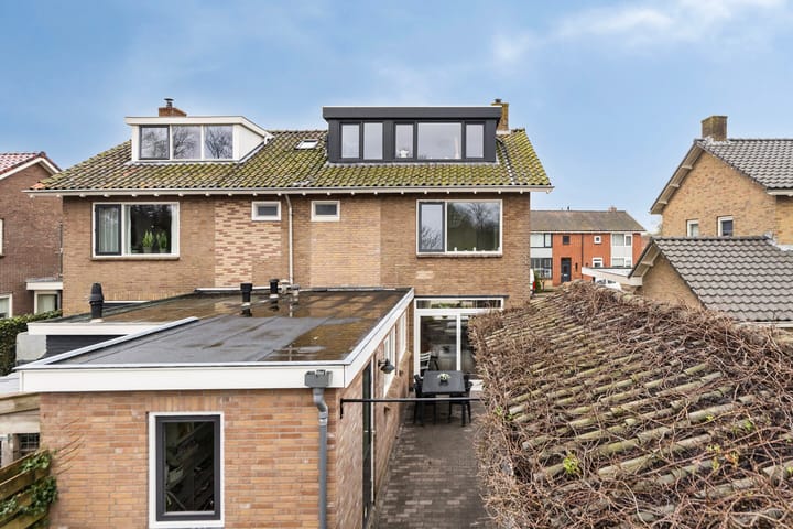 Foto 32 van Burgemeester Westerhuisstraat 6