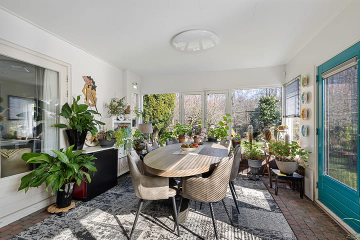 Foto 23 van Emmerhoutstraat 84