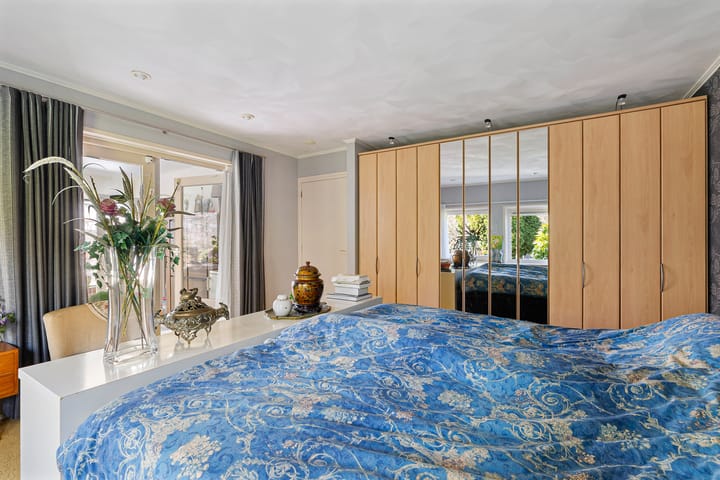 Foto 29 van Emmerhoutstraat 84