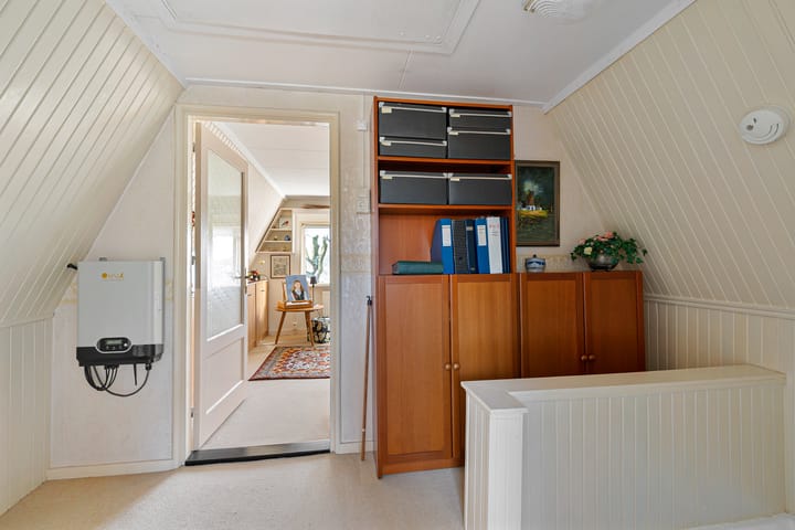 Foto 34 van Emmerhoutstraat 84