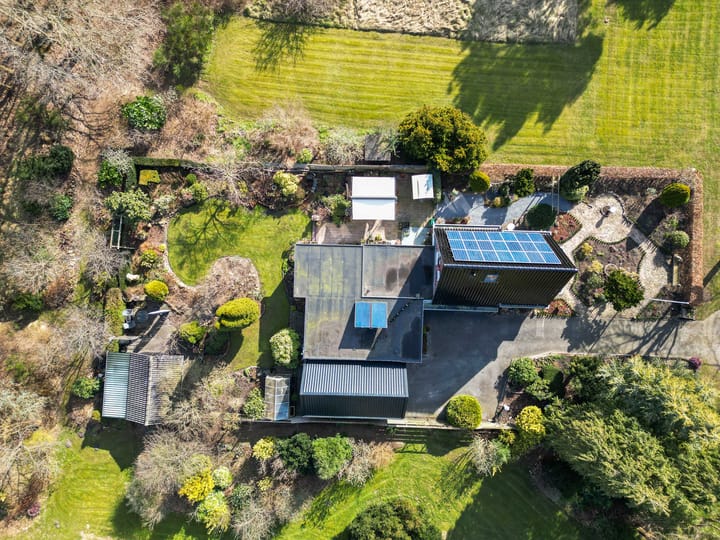 Foto 56 van Emmerhoutstraat 84