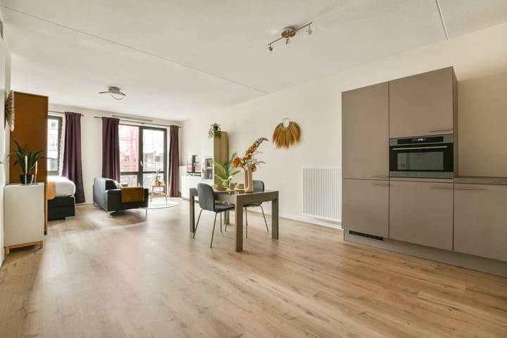 Foto 2 van Johan van der Keukenstraat 75-K