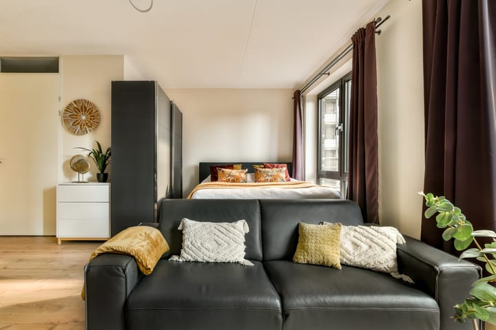 Photo 7 of Johan van der Keukenstraat 75-K