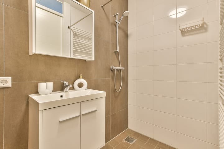 Photo 18 of Johan van der Keukenstraat 75-K