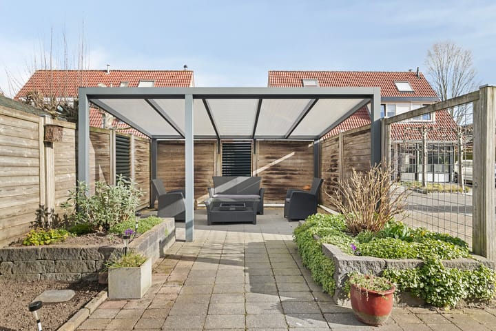 Foto 32 van Rozemarijn 17