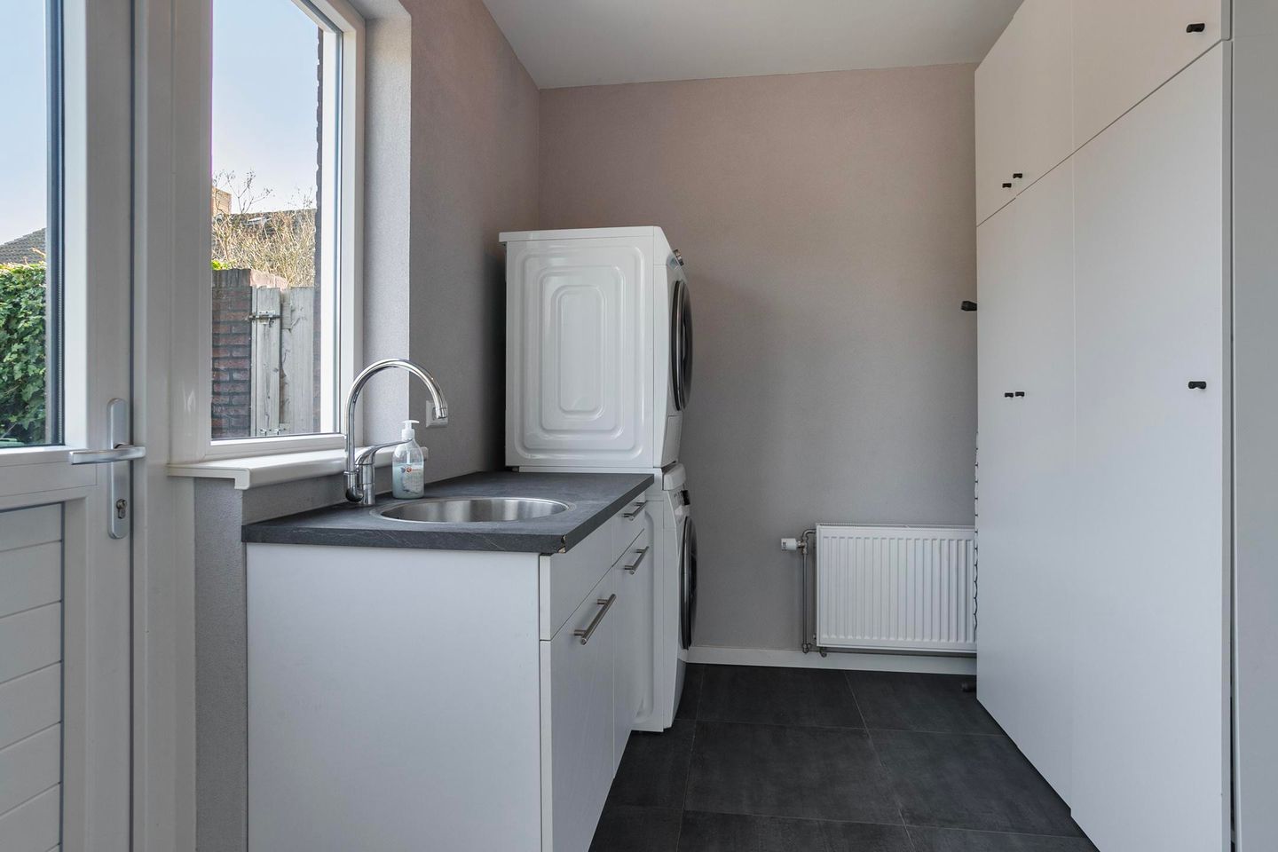 Foto 25 van Oudlandsestraat 25