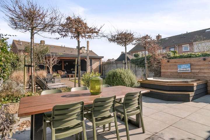 Foto 46 van Oudlandsestraat 25