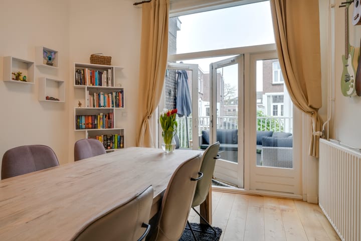 Foto 11 van Van Leeuwenhoeckstraat 4-BS